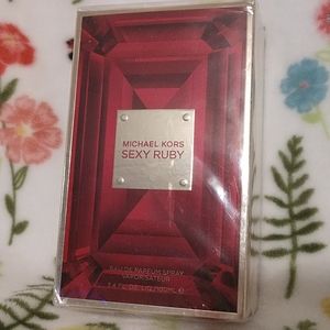 Michael Kors Sexy Ruby